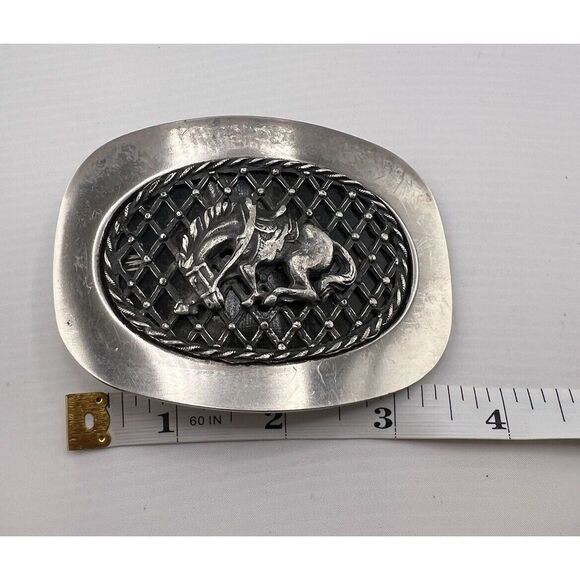 Reining‎ Western Belt Buckle Rodeo Silver And Black - Picture 1 of 3